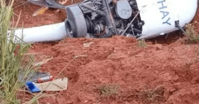 Helicóptero cai em área rural de Minas Gerais