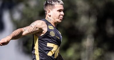 Com dificuldade financeira, Santos usa dinheiro de Soteldo para pagar conta