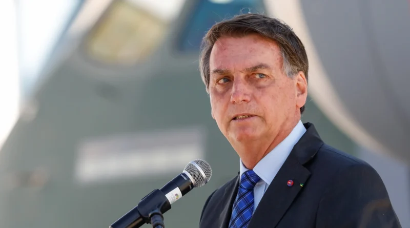 Defesa de Bolsonaro critica pedido da PF para agentes o supervisionarem 24 horas por dia