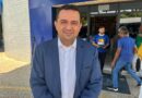 Toninho de Caridade celebra avanço na saúde municipal com entrega de vans adaptadas