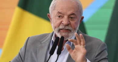 Lula diz que Bolsonaro “não é inocente” em meio a votos de Alexandre de Moraes e Dino