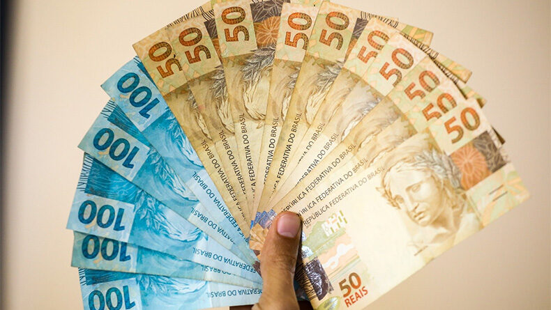 Brasileiros têm R$ 10,4 bilhões em valores esquecidos para resgatar