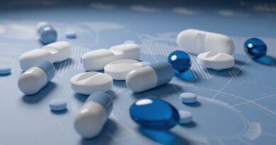 Vendas online impulsionam circulação de medicamentos adulterados